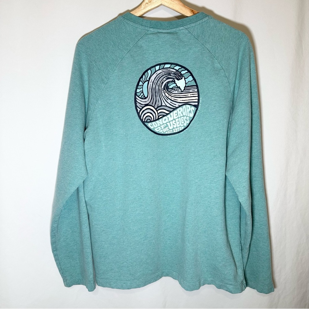 Patagonia Organic Cotton Large Sweatshirt Conquerors of the Useless Crewneck